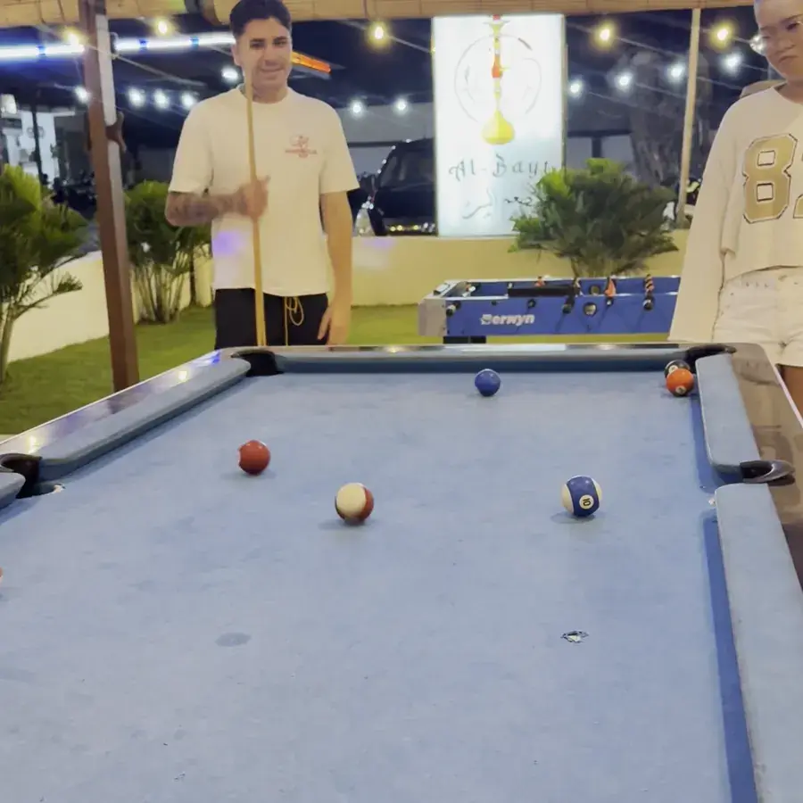 Al Bayt, Kuta — a Sunday night